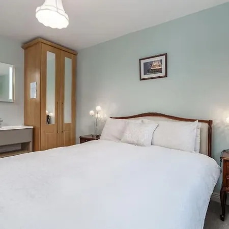 Alojamento de Acomodação e Pequeno-almoço Beaumont 4*